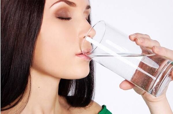 Water gastriti